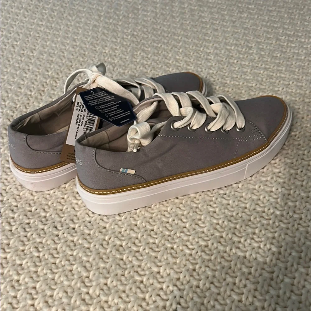 Toms Gray Canvas Sneakers with White Laces - Picture 2 of 3